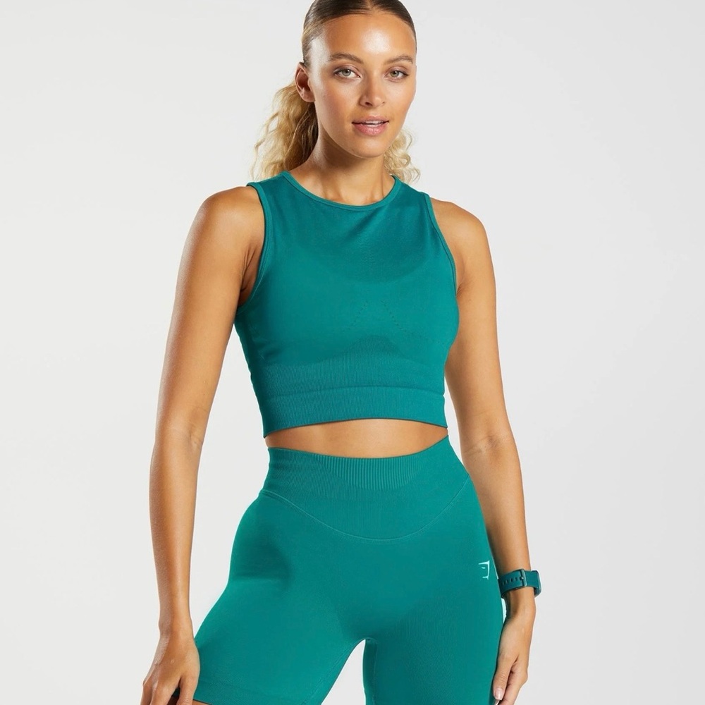 🦈Women’s Gymshark Sweat Seamless Midi Tank Size L teal NWOT🦈